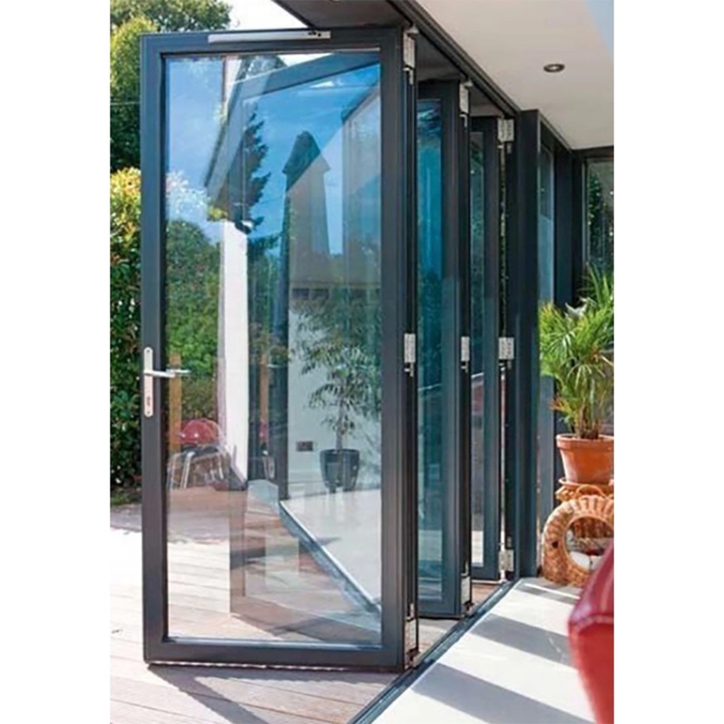 Des portes pliantes en aluminium à double verre pour un patio pliant à deux portes