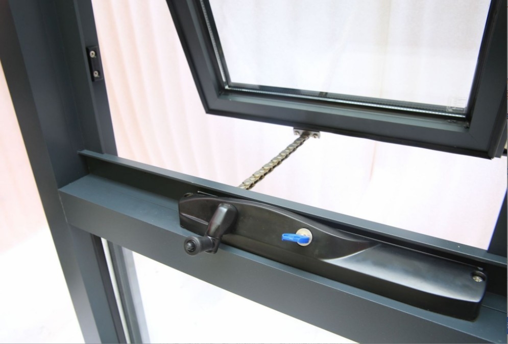 Fenêtre à écran de treillis en acier inoxydable 304 pour fenêtres à carénage à manivelle en aluminium de conception personnalisée