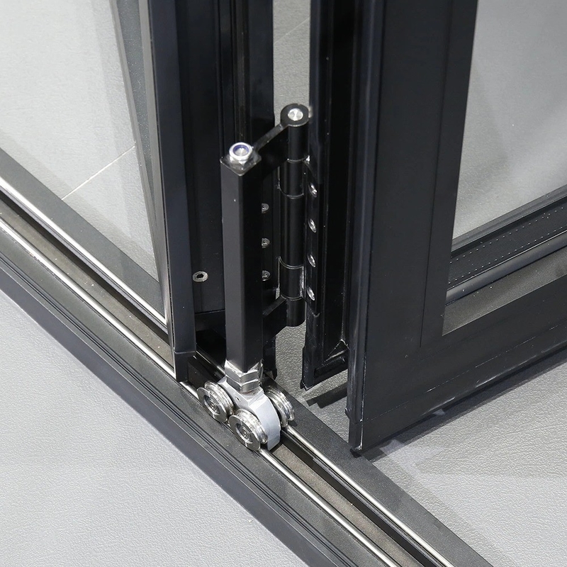 Porte double en alliage d'aluminium de style moderne et sur mesure avec mise à niveau en verre triplex
