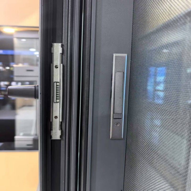 Fenêtre coulissante en aluminium à double vitrage économe en énergie, personnalisée et de qualité supérieure, avec une isolation thermique supérieure