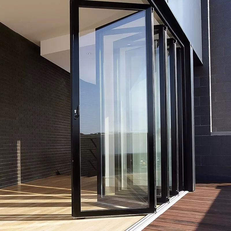 Porte de patio extérieure pliante en aluminium de haute qualité avec une résistance supérieure à la corrosion